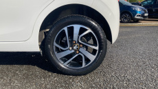 Peugeot 108 1.0 72 Collection 5dr Petrol Hatchback